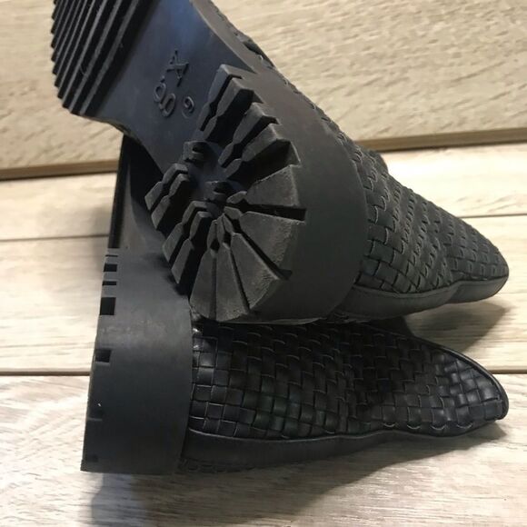 GX Black Rainboot Pointy Toe Textured Size 9 Y - Picture 9 of 10